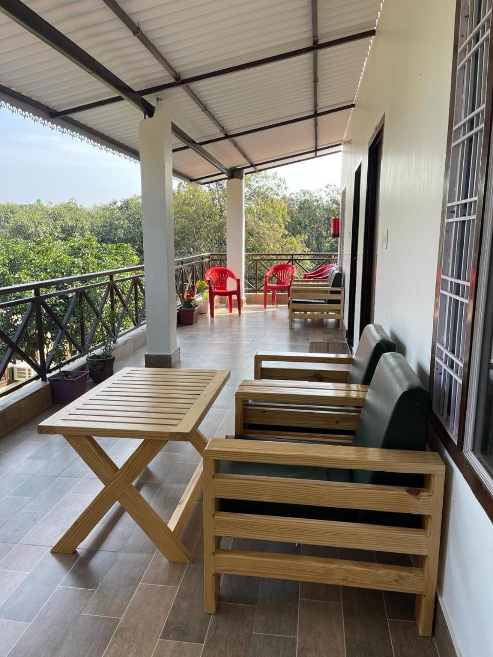Karans Corbett Motel Ramnagar  Luaran gambar