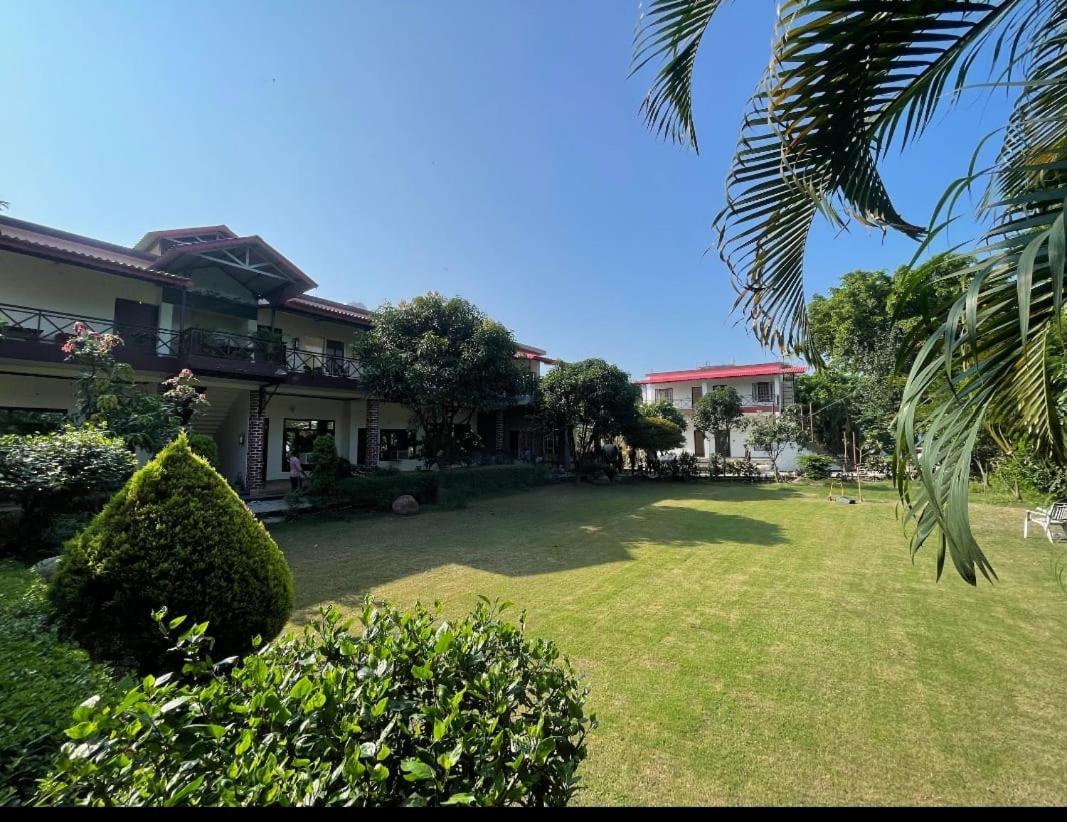 Karans Corbett Motel Ramnagar  Luaran gambar